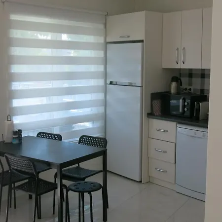 아파트 Summer House By The Sea - 40 M To The